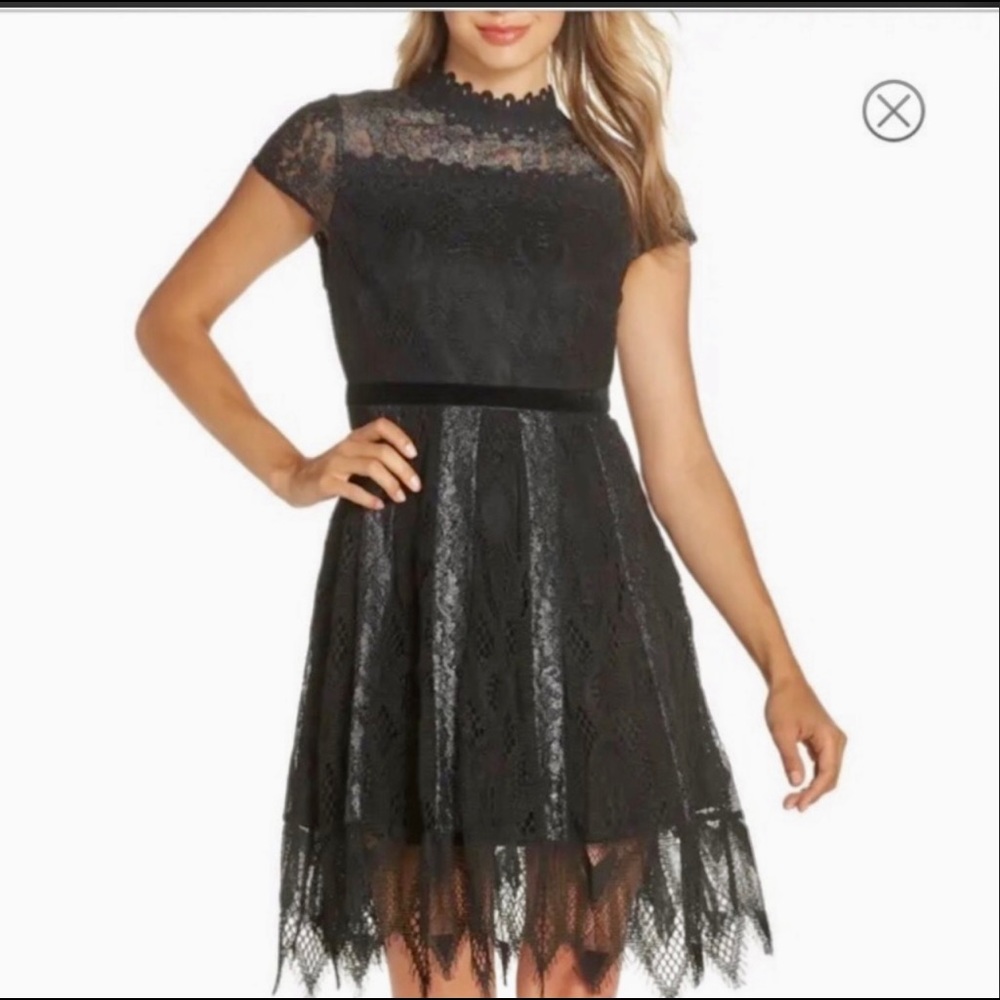 Foxiedox Maisie Lace Velvet Black Short Sleeve Cocktail Dress Size 8